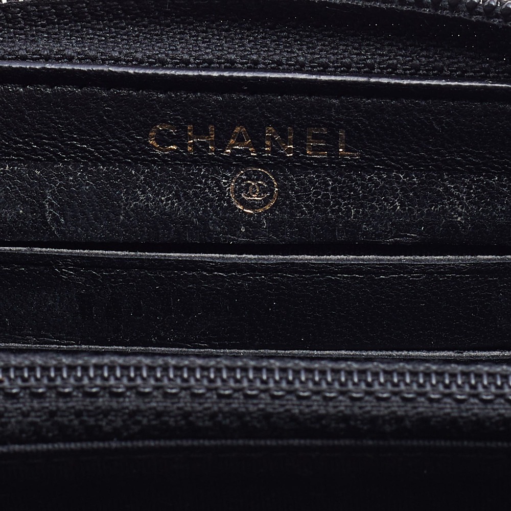 CHANEL Black Quilted Leather Boy Zip Around Wallet - Picture 7 of 8